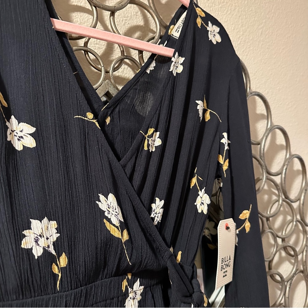 Billabong Floral Mini Dress - Picture 5 of 7